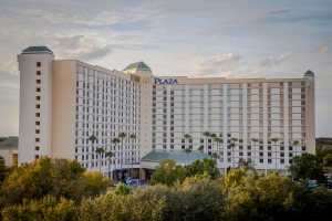 Exterior image of Rosen Plaza Hotel.